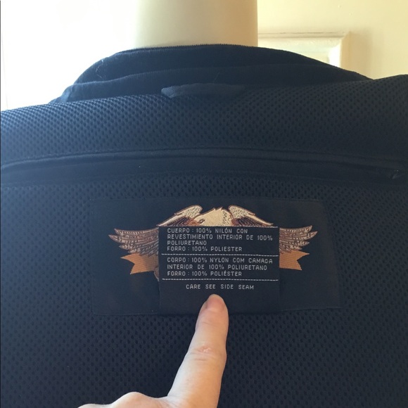 Ladies Harley Davidson Jacket - Picture 13 of 15